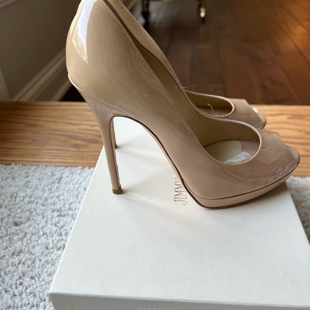 Jimmy chop patent leather pump - Picture 2 of 3